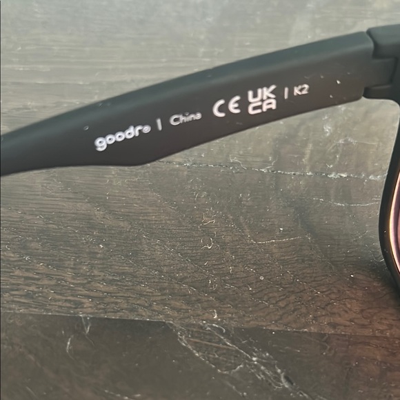 Goodr Sunglasses with Black Frames and Reflective Lenses - Picture 3 of 9